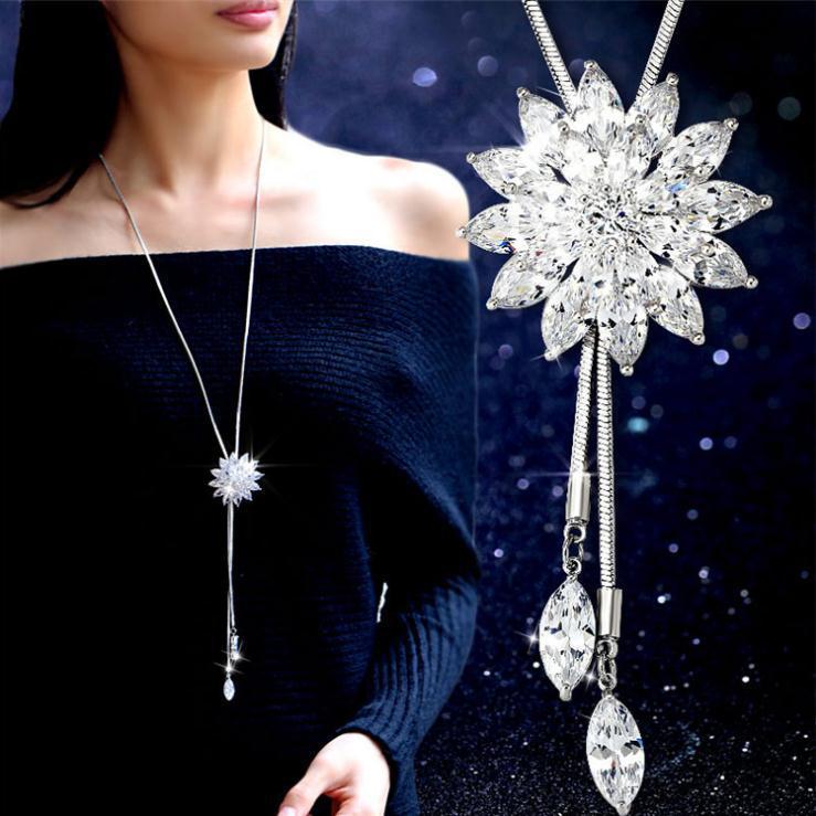 Snow Flakes Choker Necklace