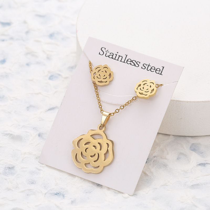 Gold Flower Necklace Earring Set