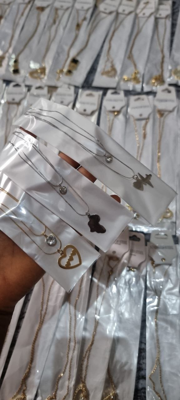 Simple and classy Necklace (2500 each)