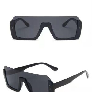 Way Oval Black Sunglasses